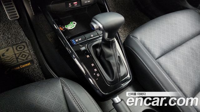 Kia Stonic 2019 — photo 12