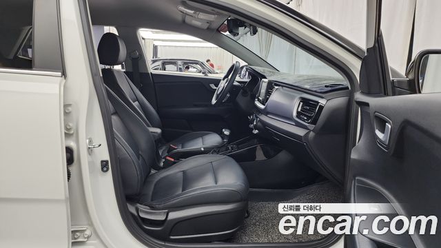 Kia Stonic 2019 — photo 17