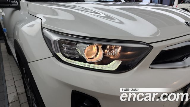 Kia Stonic 2019 — photo 8
