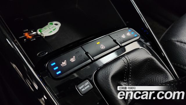 Kia Stonic 2019 — photo 32