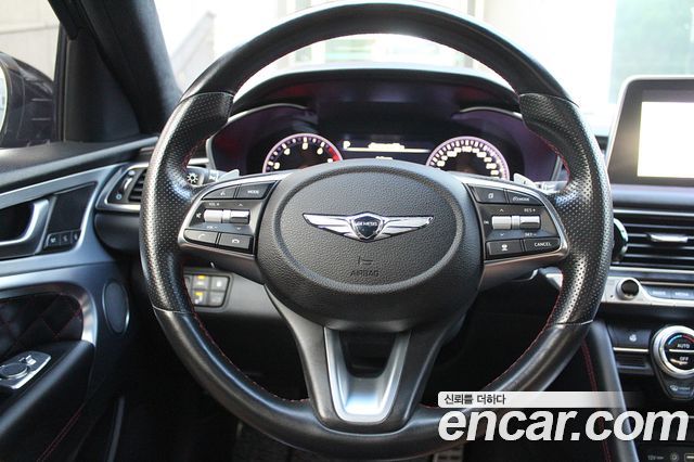 Genesis G70 2018 — photo 9
