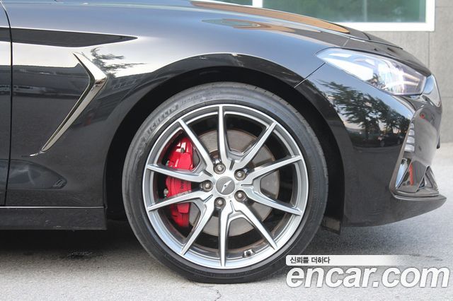 Genesis G70 2018 — photo 19