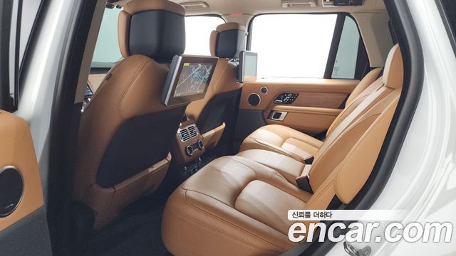 Land Rover Range Rover 2022 — photo 11
