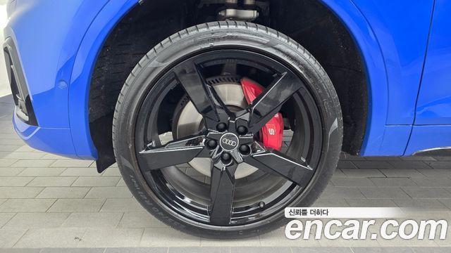 Audi SQ5 2023 — photo 5