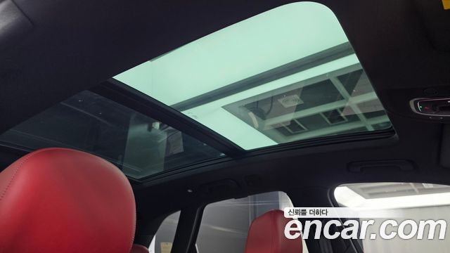 Audi SQ5 2023 — photo 24