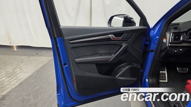 Audi SQ5 2023 — photo 14