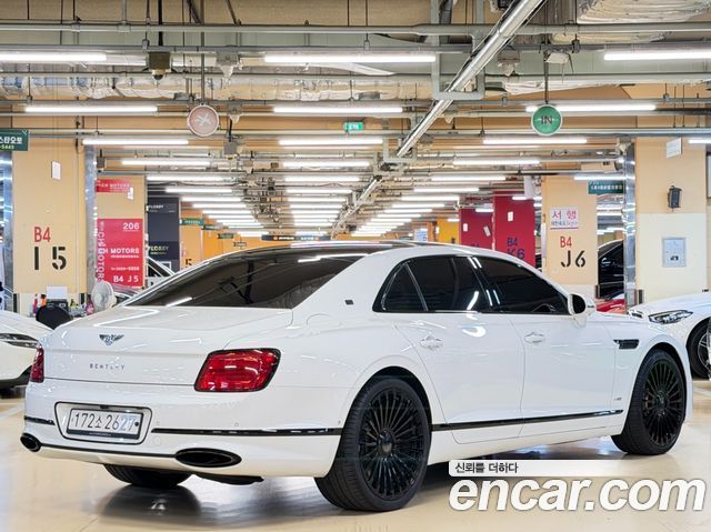 Bentley Flying Spur 2020 — photo 2