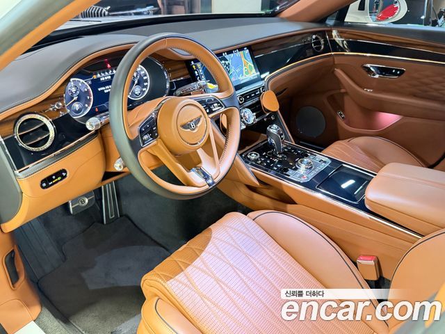 Bentley Flying Spur 2020 — photo 12