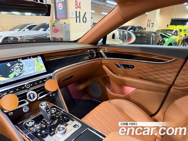 Bentley Flying Spur 2020 — photo 13