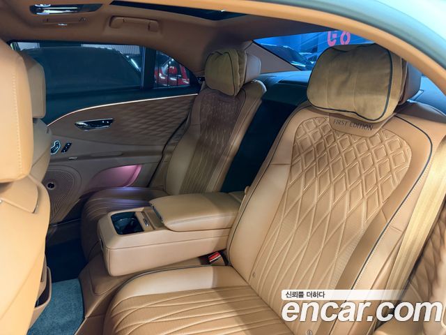 Bentley Flying Spur 2020 — photo 18