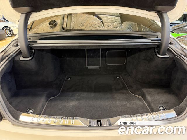 Bentley Flying Spur 2020 — photo 20