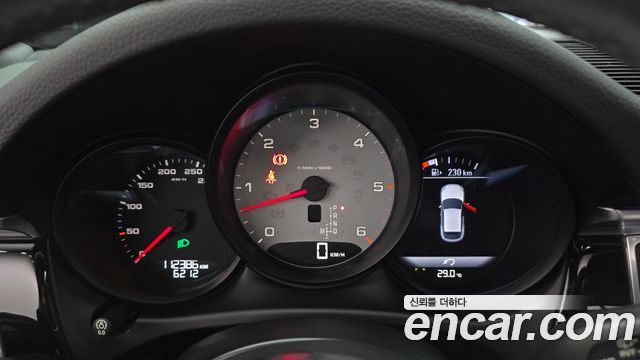 Porsche Macan 2015 — photo 8