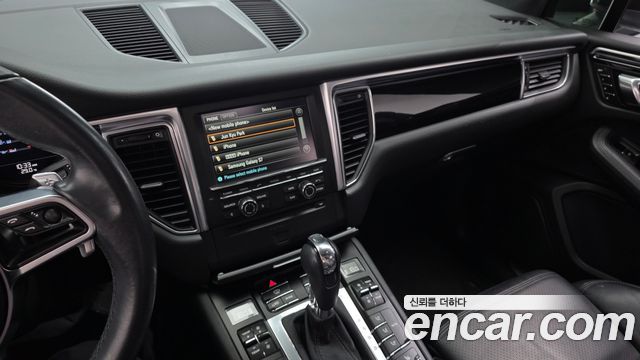 Porsche Macan 2015 — photo 14