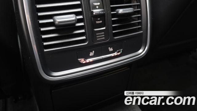 Porsche Macan 2015 — photo 18