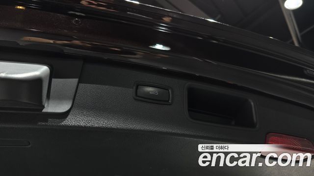 Porsche Macan 2015 — photo 20