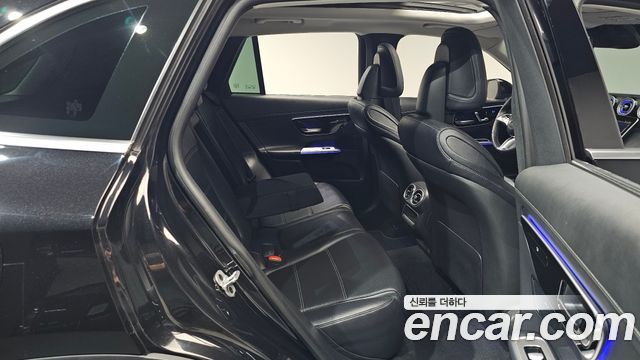 Mercedes-Benz GLC-Class 2023 — photo 17