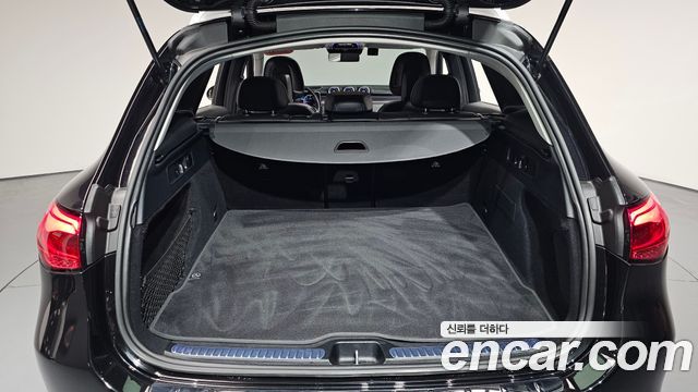 Mercedes-Benz GLC-Class 2023 — photo 26