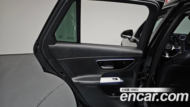 Mercedes-Benz GLC-Class 2023 — photo 15