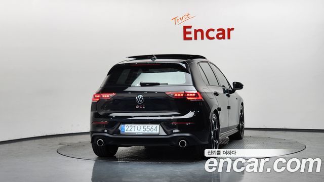 Volkswagen Golf 2025 — photo 4