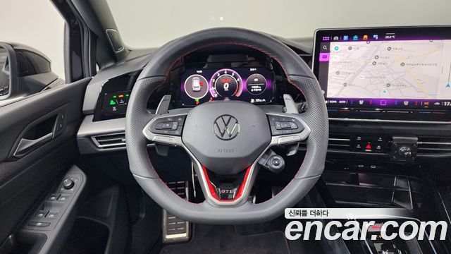 Volkswagen Golf 2025 — photo 19