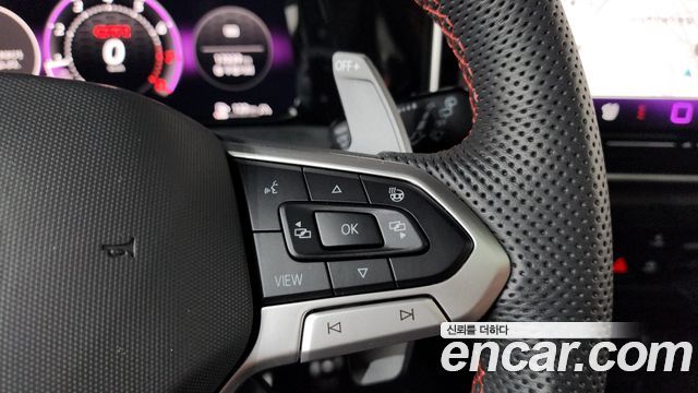 Volkswagen Golf 2025 — photo 22