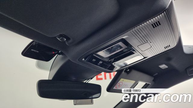 Volkswagen Golf 2025 — photo 29