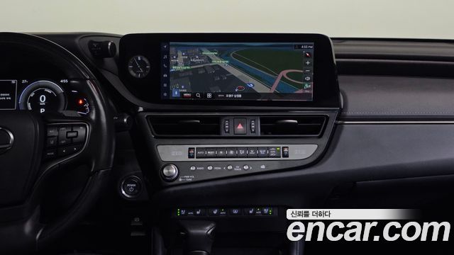 Lexus ES 2024 — photo 12