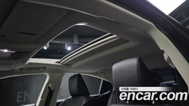 Lexus ES 2024 — photo 15