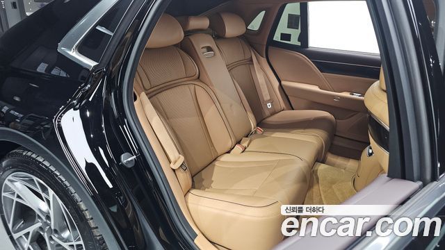 Genesis G90 2022 — photo 17