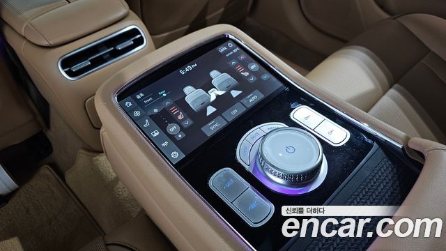 Genesis G90 2022 — photo 25