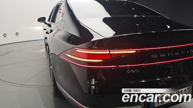 Genesis G90 2022 — photo 9