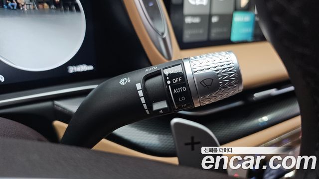 Genesis G90 2022 — photo 28