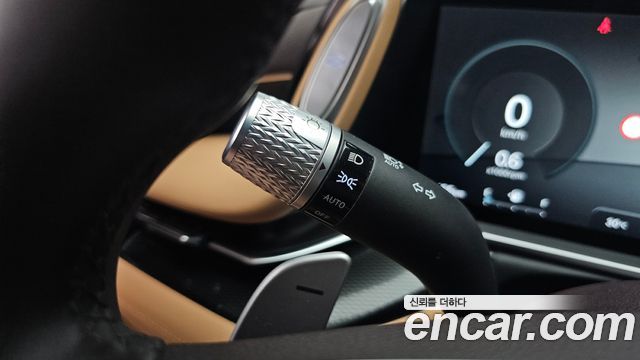 Genesis G90 2022 — photo 30