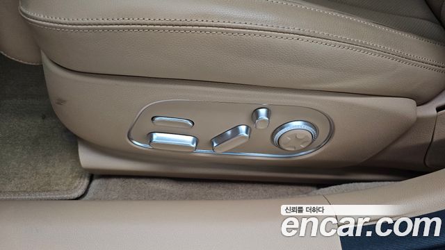 Genesis G90 2022 — photo 39