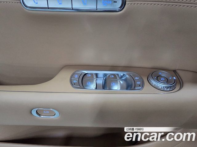 Genesis G90 2022 — photo 42