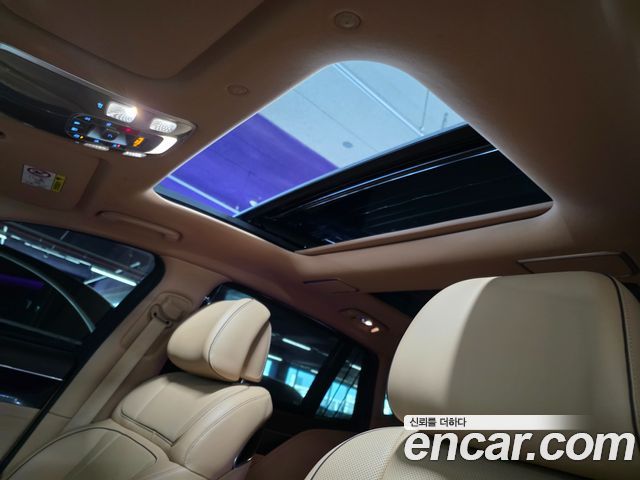 Genesis G90 2022 — photo 48