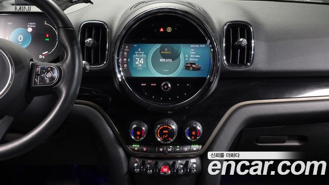 Mini Countryman 2023 — photo 18