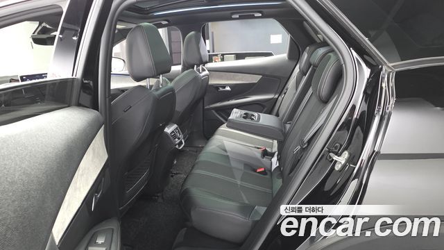 Peugeot 3008 2022 — photo 17