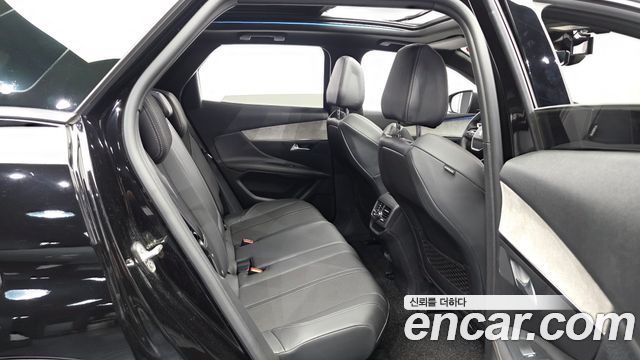Peugeot 3008 2022 — photo 18
