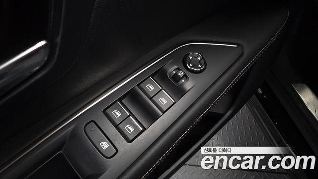 Peugeot 3008 2022 — photo 27