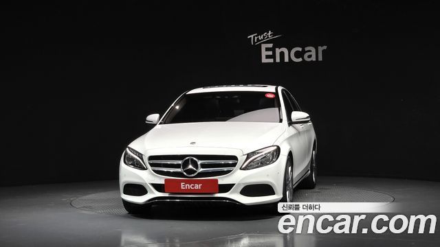 Mercedes-Benz C-Class 2018 — photo 3