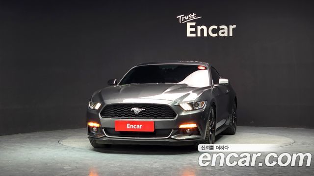 Ford Mustang 2017 — photo 3