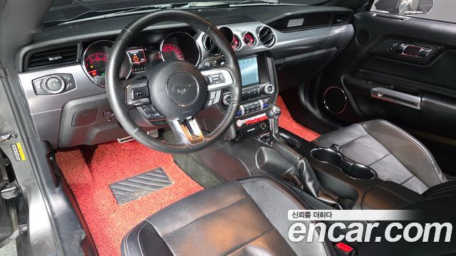 Ford Mustang 2017 — photo 7