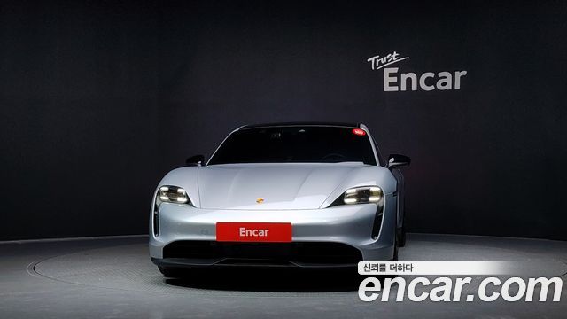 Porsche Taycan 2023 — photo 3