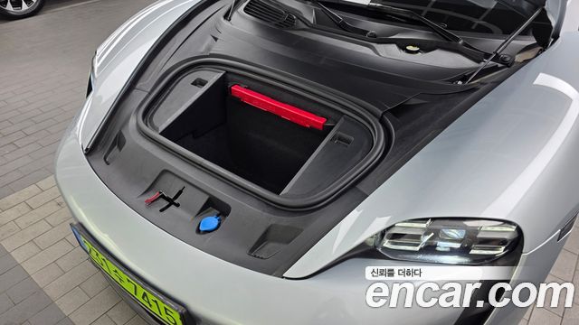 Porsche Taycan 2023 — photo 6