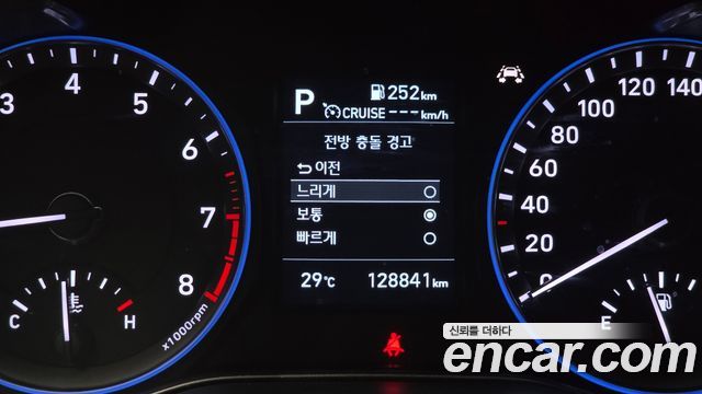 Hyundai Kona 2020 — photo 28