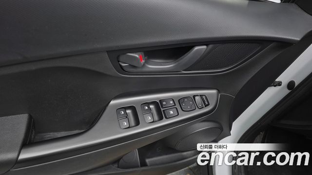 Hyundai Kona 2020 — photo 29