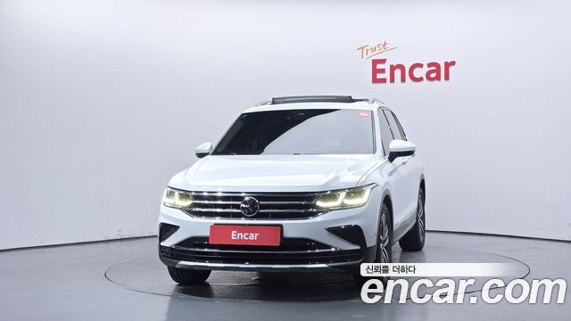 Volkswagen Tiguan 2021 — photo 3
