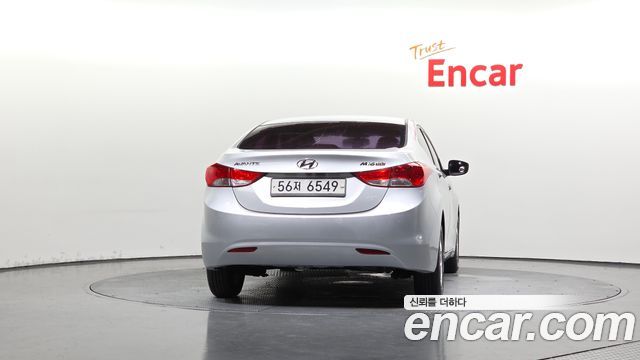 Hyundai AVANTE 2011 — photo 4