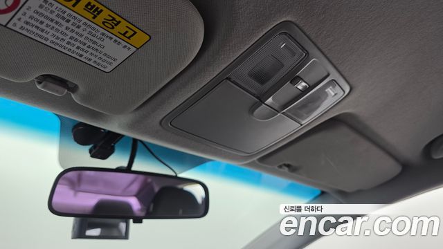 Hyundai AVANTE 2011 — photo 17